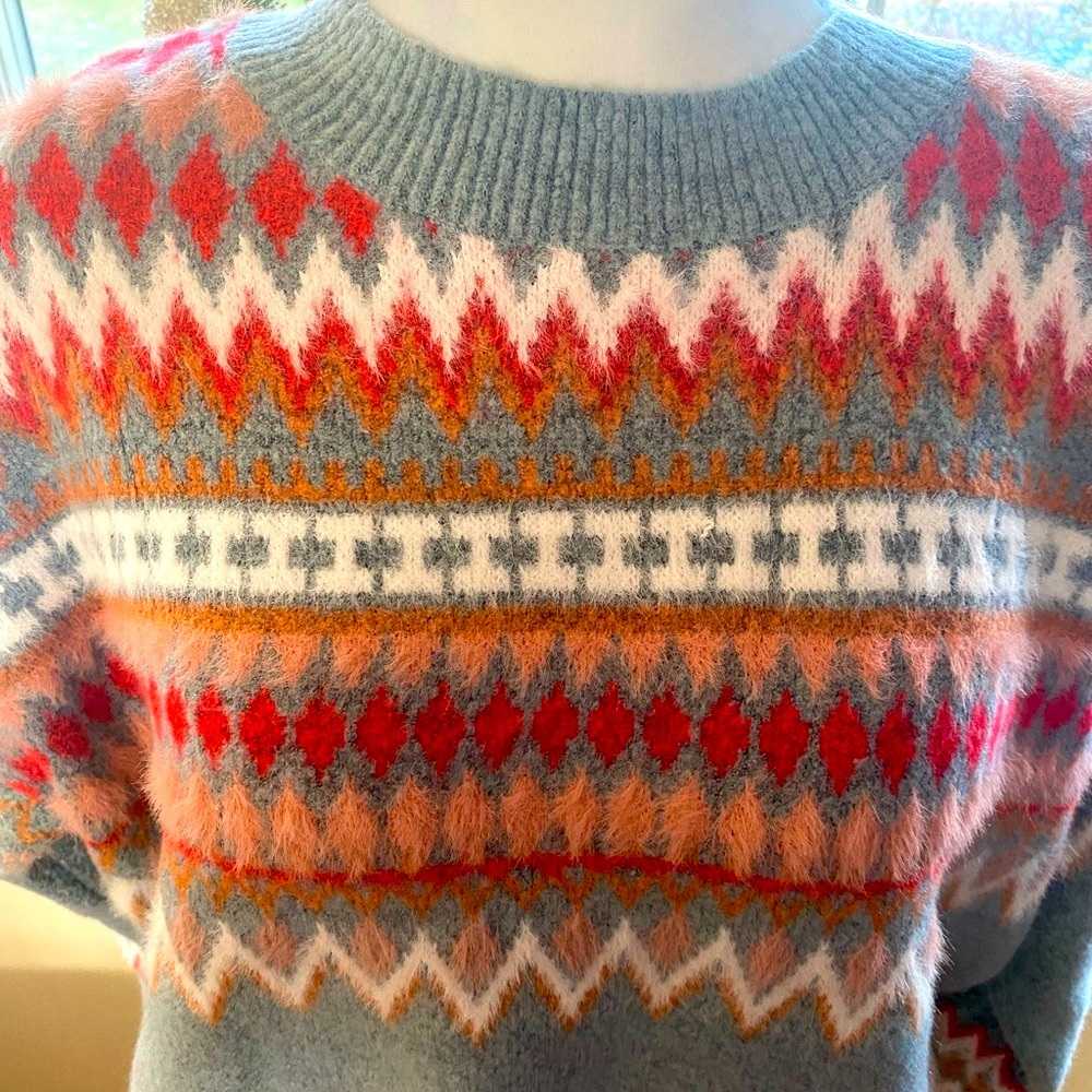 Pink and Gray Fair Isle Patterned Sweater 🩷🩷🩷